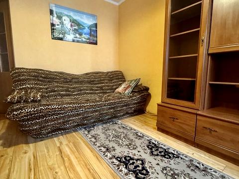 квартира за адресою Тополина вул., 18