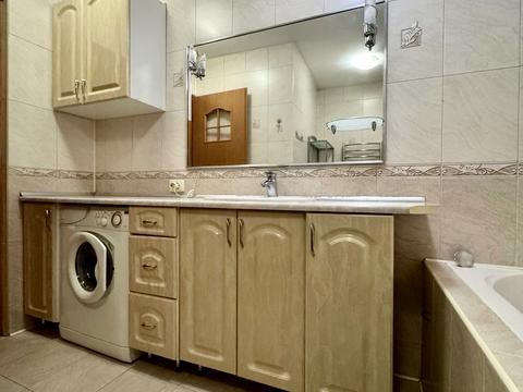 квартира за адресою Тополина вул., 18