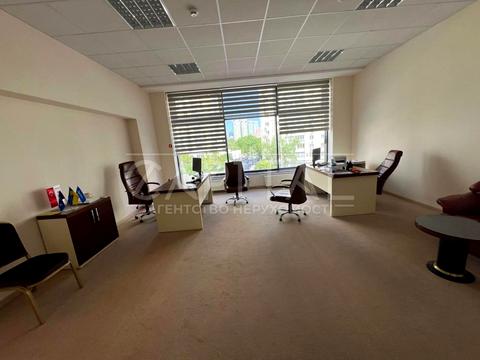 комерційна за адресою Федора Ернста вул., 36