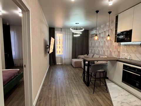 квартира по адресу Гвардейцев-Широнинцев ул., 70