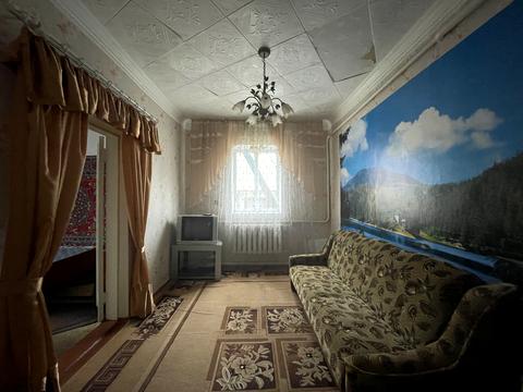 будинок за адресою Юності