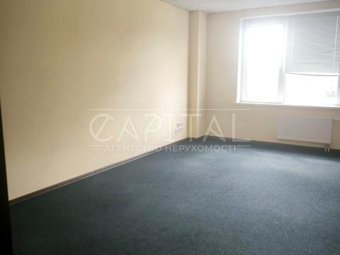 коммерческая по адресу Calle Dilova ул. (Димитрова), 5-Б