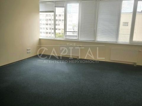 коммерческая по адресу Calle Dilova ул. (Димитрова), 5-Б