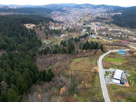 ділянка за адресою 