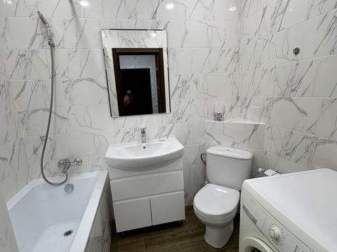 квартира за адресою Героїв Небесної Сотні просп., 40/1