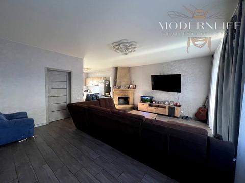 будинок за адресою Молодіжна