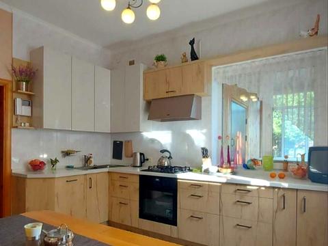 будинок за адресою Веретенівська вул.