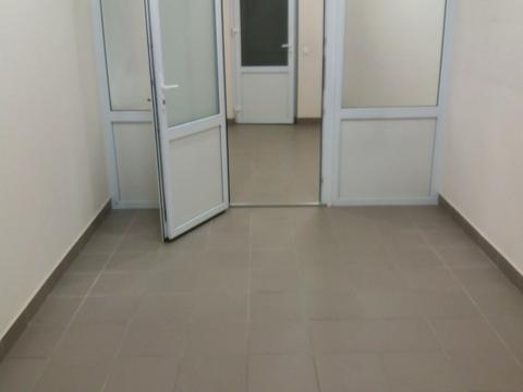 комерційна за адресою Коростень, Базарна вул., 2в