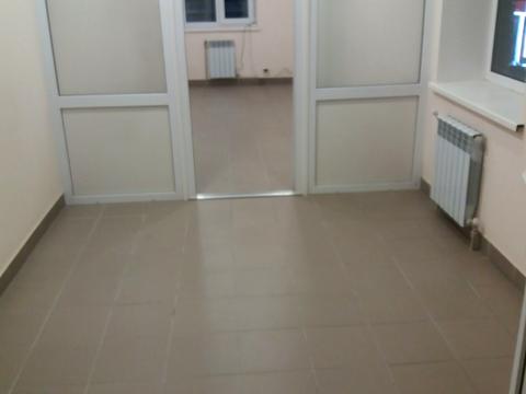 комерційна за адресою Коростень, Базарна вул., 2в