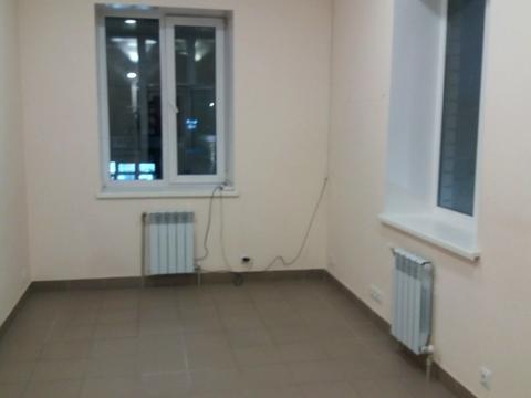 комерційна за адресою Коростень, Базарна вул., 2в