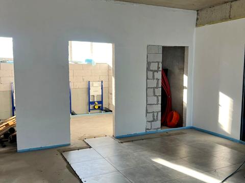 коммерческая по адресу Романа Шухевича ул., 1