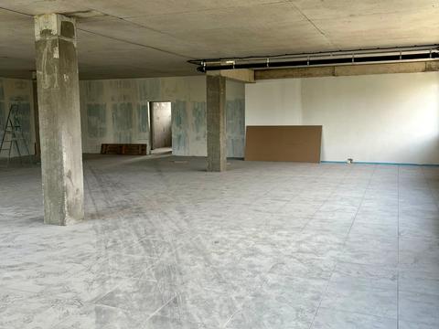 коммерческая по адресу Романа Шухевича ул., 1