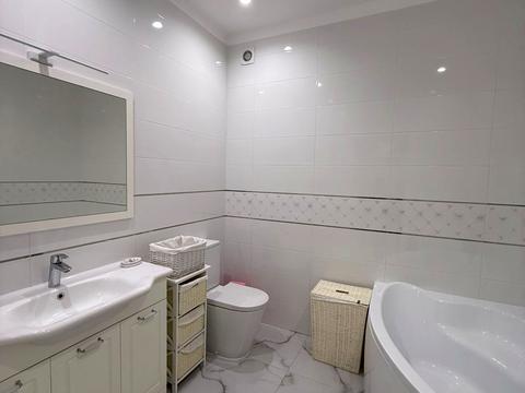 квартира за адресою Університетська вул., 25