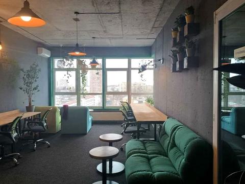 комерційна за адресою Кловський узвіз, 7