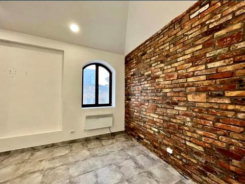 коммерческая по адресу Андрея Фабра ул. (Андрія Фабра), 8