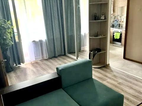 квартира за адресою Марії Приймаченко бульв. (Академіка Ліхачова), 4