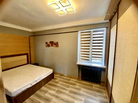 квартира за адресою Марії Приймаченко бульв. (Академіка Ліхачова), 4