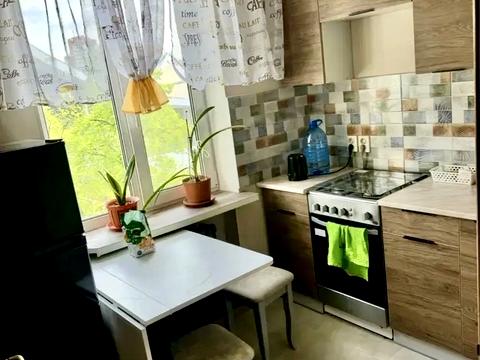 квартира за адресою Марії Приймаченко бульв. (Академіка Ліхачова), 4