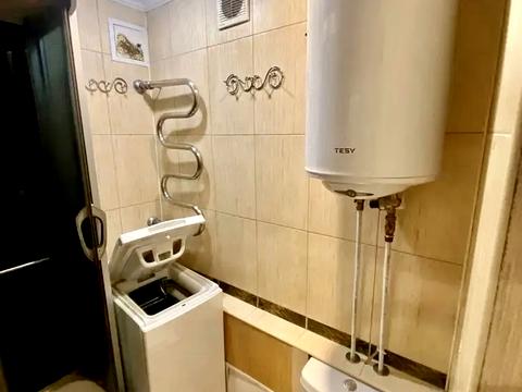 квартира за адресою Марії Приймаченко бульв. (Академіка Ліхачова), 4