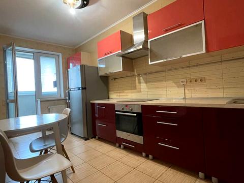 квартира за адресою Тополина вул., 7-А