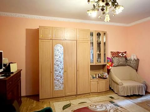 кімната за адресою Тютюнників вул. (), 1