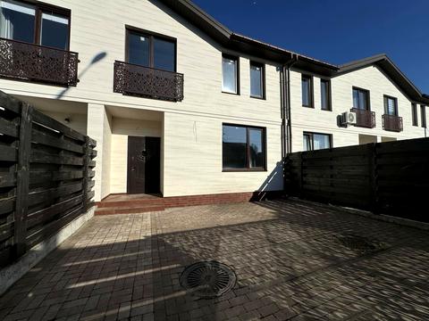 будинок за адресою 6-та Лінія вул.