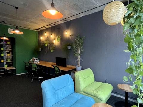 комерційна за адресою Кловський узвіз, 7