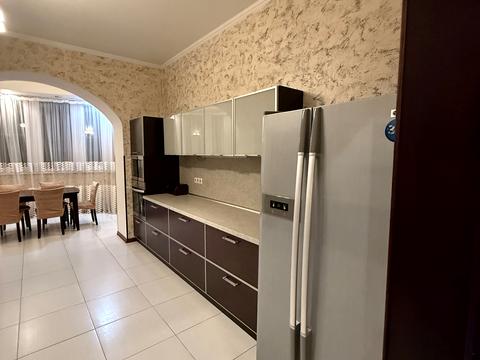 квартира за адресою Володимира Івасюка просп. (Героїв Сталінграду), 4