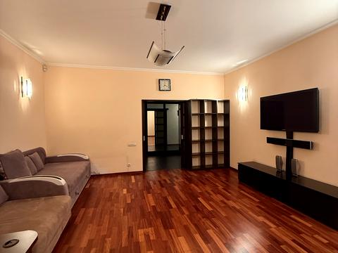 квартира за адресою Володимира Івасюка просп. (Героїв Сталінграду), 4