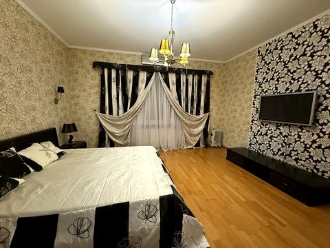 квартира за адресою Володимира Івасюка просп. (Героїв Сталінграду), 4