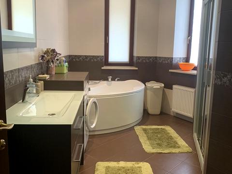 будинок за адресою Янтарна