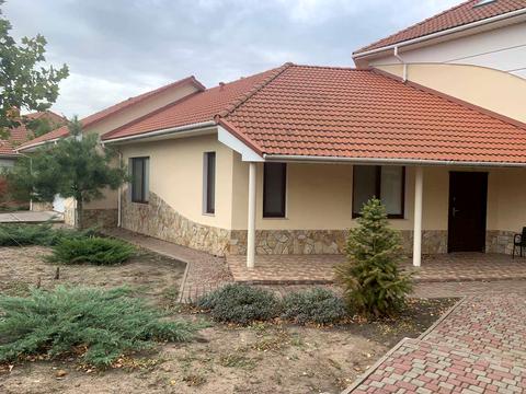 будинок за адресою Янтарна