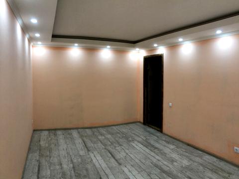 квартира за адресою Київ, Ірини Бекешкіної вул. (Генерала Карбишева), 8