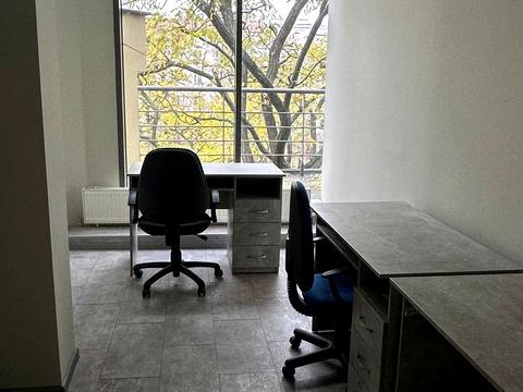 коммерческая по адресу Дмитрия Яворницкого просп. (Карла Маркса), 27-А