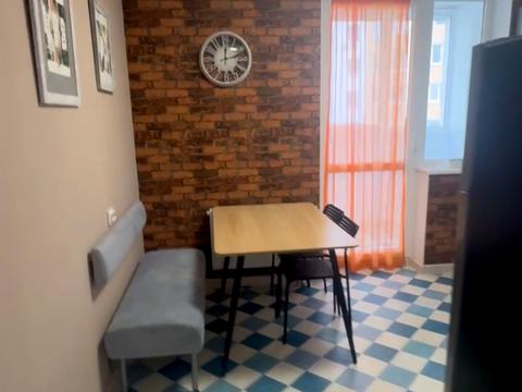 квартира за адресою Льва Ландау просп. (50-річчя СРСР), 52-Б