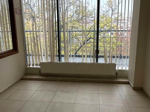 комерційна за адресою Дмитра Яворницького просп. (Карла Маркса), 27-А