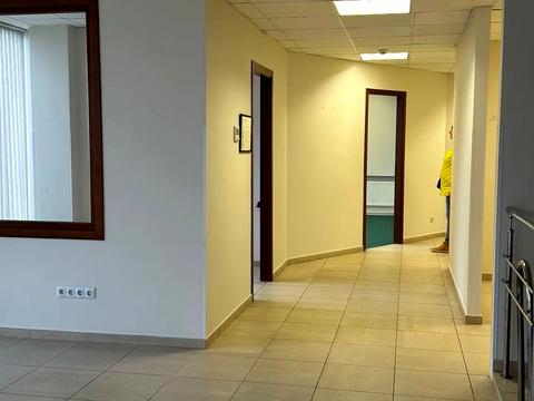 комерційна за адресою Дмитра Яворницького просп. (Карла Маркса), 27-А