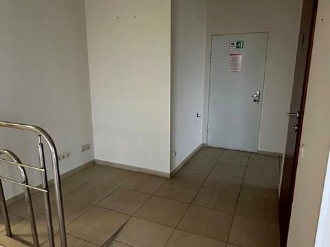 комерційна за адресою Дмитра Яворницького просп. (Карла Маркса), 27-А