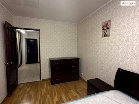 квартира по адресу Евгения Чикаленко ул., 68б