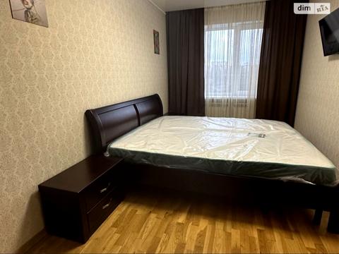 квартира по адресу Евгения Чикаленко ул., 68б