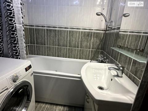 квартира по адресу Евгения Чикаленко ул., 68б