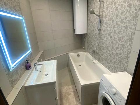 квартира за адресою Юлії Здановської вул. (Ломоносова), 81-Б