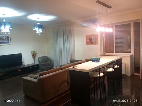 квартира за адресою В'ячеслава Чорновола вул., 25