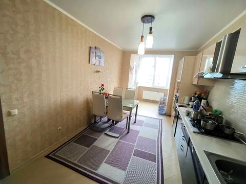 квартира за адресою Панаса Мирного вул., 37/3