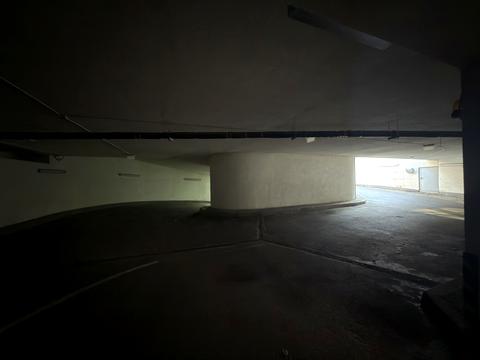 паркомісце за адресою Іоанна Павла II вул. (Патріса Лумумби), 6/1