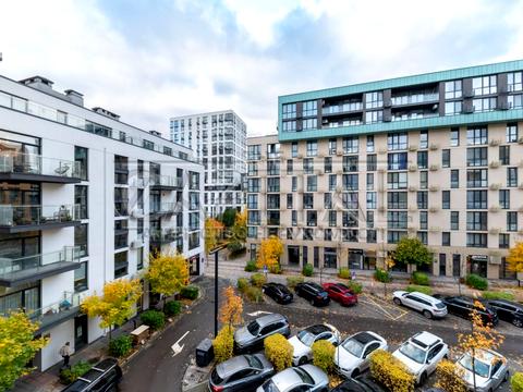 квартира за адресою Салютна вул., 1