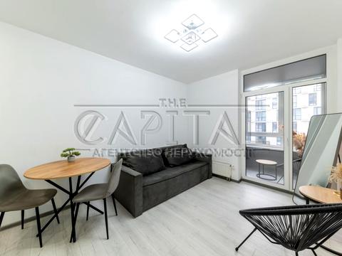 квартира за адресою Салютна вул., 1