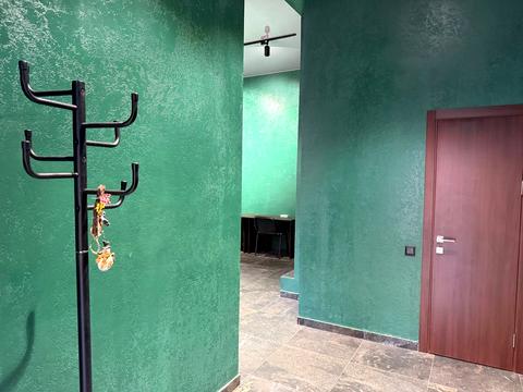 комерційна за адресою Гайдамацька вул., 17-Б