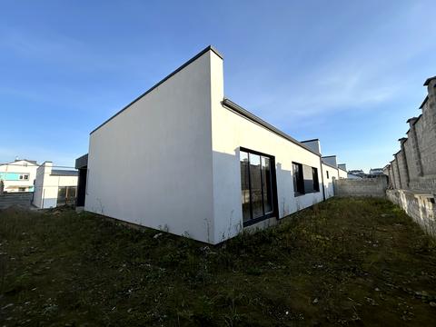 дом по адресу Кулика і Гудачека ул. (Макарова)