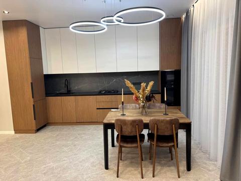 дом по адресу Закарпатская ул., 4